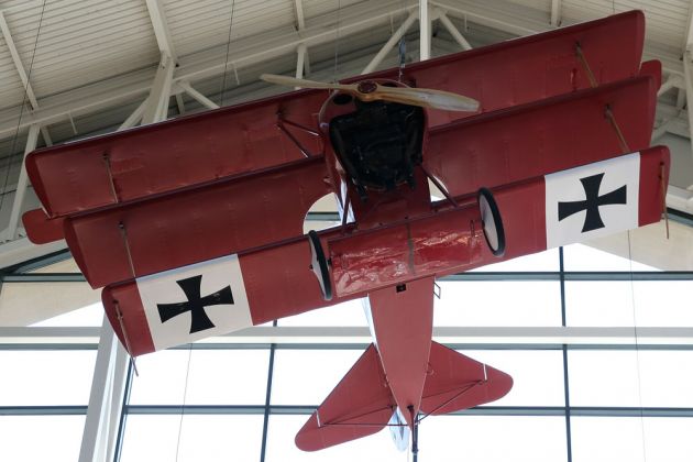 Fokker Dr I - Replika des Dreideckers des Roten Barons aus dem ersten Weltkrieg Fokker Dr I - Replika des Dreideckers des Roten Barons aus dem ersten Weltkrieg
