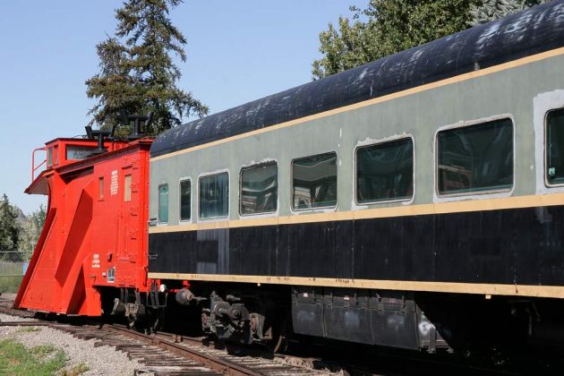 Personenwagen der Kamloops Heritage Railway im Aussengelände Personenwagen der Kamloops Heritage Railway im Aussengelände