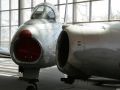Mikojan-Gurewich MiG 15 und Canadair CL-13 B Sabre Mark VI