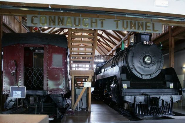 Revelstoke Railway Museum - Dampflok P-2k Mikado der Canadian Pacific Railway No. 5468 Revelstoke Railway Museum - Dampflok P-2k Mikado der Canadian Pacific Railway No. 5468