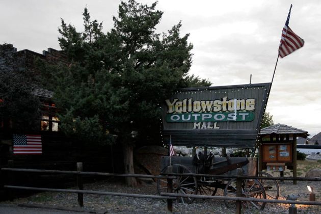 Yellowstone Outpost Mall - Gardiner Montana