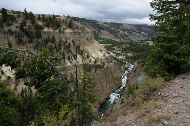 Yellowstone National Park - Yellowstone River und the Narrows Yellowstone National Park - Yellowstone River und the Narrows
