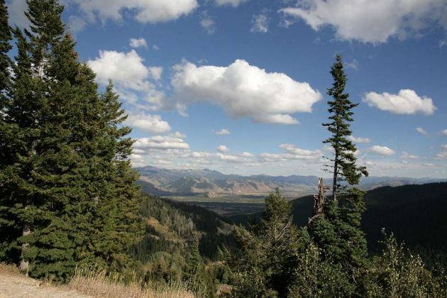 Teton Pass, Grand Teton National Park - Wyoming Teton Pass, Grand Teton National Park - Wyoming
