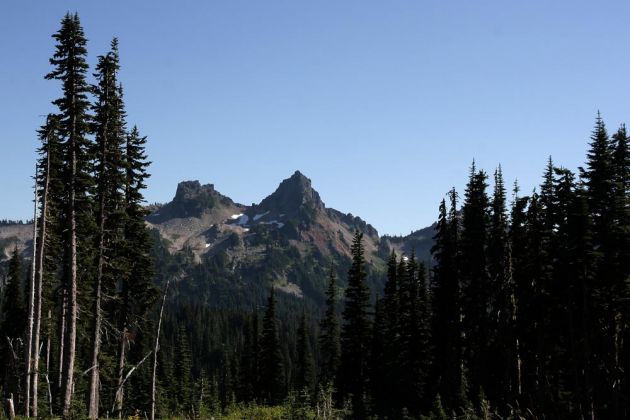 Tatoosh Range - Mount Rainier National Park Tatoosh Range - Mount Rainier National Park