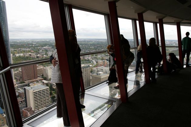 Aussichtsplattform des Calgary Tower - Dowwntown Calgary, Alberta