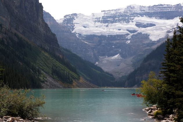 Lake Louise mit dem Victoria Glacier - Rocky Mountains, Alberta Lake Louise mit dem Victoria Glacier - Rocky Mountains, Alberta