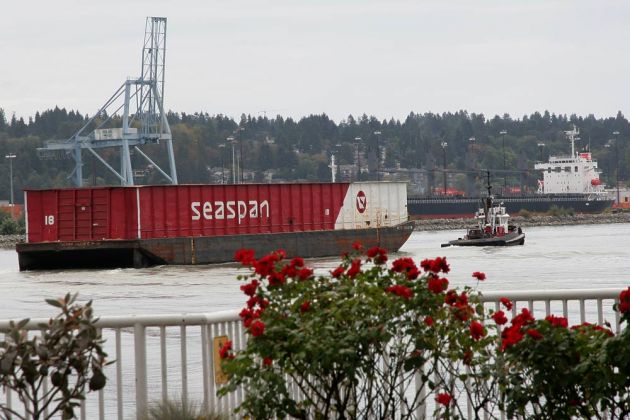 New Westminster - Waterfront Esplanade New Westminster - Waterfront Esplanade