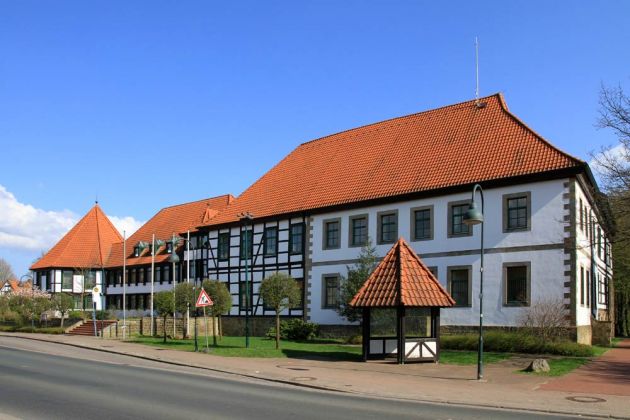 Stadt Rehburg - das Rathaus mit der Burg