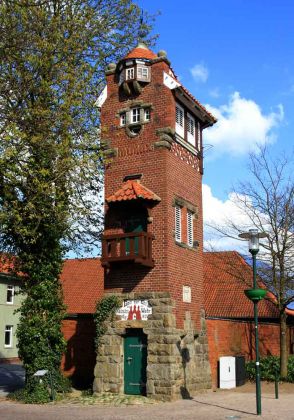 Stadt Rehburg - der historische Feuerwehrturm, Wahrzeichen der Stadt aus dem Jahre 1908 Stadt Rehburg - der historische Feuerwehrturm, Wahrzeichen der Stadt aus dem Jahre 1908