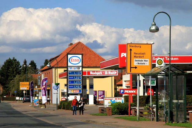 Stadt Rehburg - Tankstelle an der Heidtorstrasse Stadt Rehburg - Tankstelle an der Heidtorstrasse