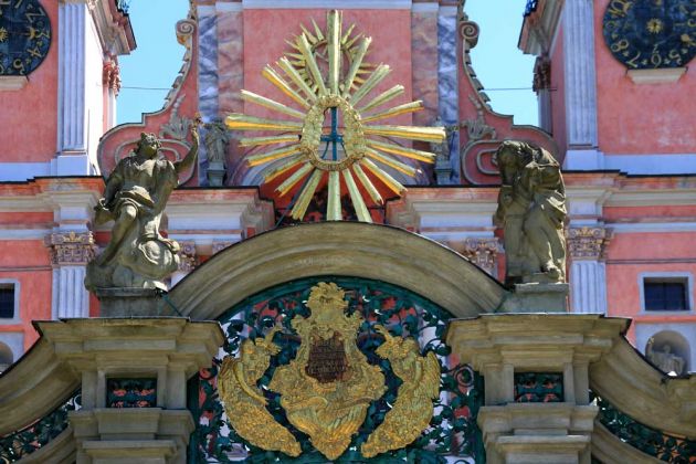 Święta Lipka - Heiligelinde, schmiedeeisernes Eingangstor mit Pflanzenornamenten