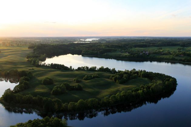 Jezioro Łaśmiady - Landzunge im Laschmieden See bei Stare Juchy