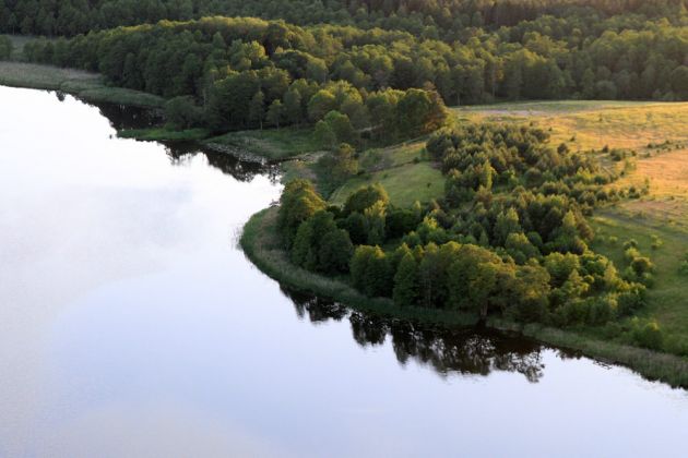 Jezioro Rekąty - Seeufer des Rekąty bei Stare Juchy Jezioro Rekąty - Seeufer des Rekąty bei Stare Juchy