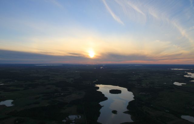 Die Masurischen Seen und Landschaften zum Sonnenuntergang