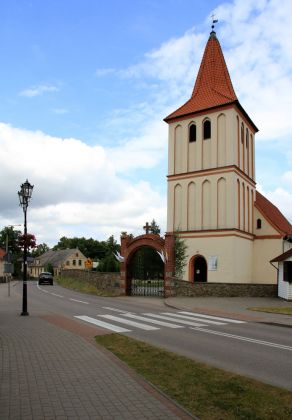 Die historische Dreifaltigkeitskirche von Stare Juchy Die historische Dreifaltigkeitskirche von Stare Juchy