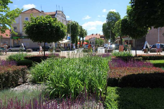 Mikolaiki, Mazury - Nikolaiken, Masuren - Marktplatz Mikolaiki, Mazury - Nikolaiken, Masuren - Marktplatz