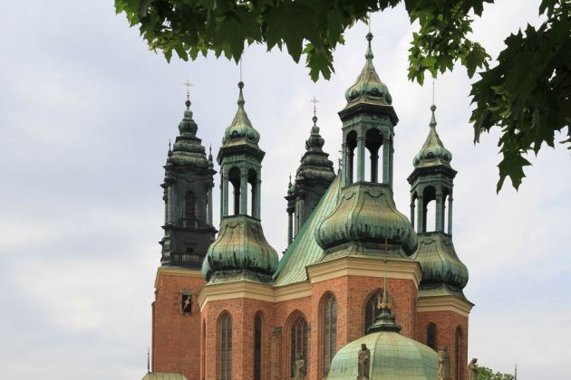 Poznań-Posen - Ostrów Tumski, Dominsel - die erzbischöfliche St. Peter und Paul-Domkirche