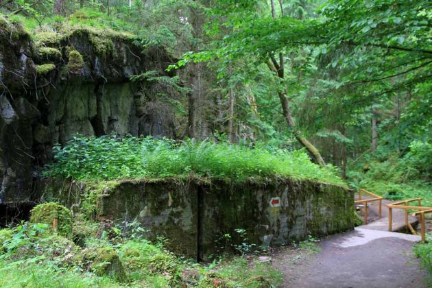 Die Wolfsschanze, ehemaliges Führerhauptquartier bei Rastenburg im früheren Ostpreussen Die Wolfsschanze, ehemaliges Führerhauptquartier bei Rastenburg im früheren Ostpreussen