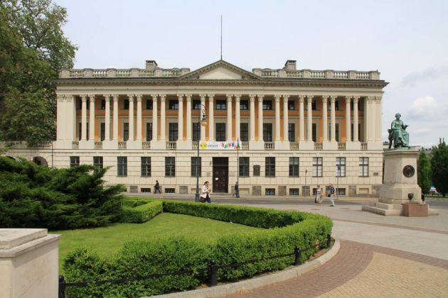 Poznań-Posen - Raczyński-Bibliothek am Plac Wolności Poznań-Posen - Raczyński-Bibliothek am Plac Wolności