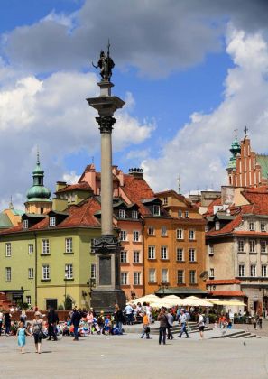 Stare Miasto - Zygmunt-Statue auf dem Plac Zankowy/Schlossplatz in der Altstadt von Warschau Stare Miasto - Zygmunt-Statue auf dem Plac Zankowy/Schlossplatz in der Altstadt von Warschau