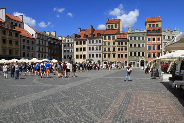 Der Altstädter Markt in der Altstadt von Warschau - Warszawa, Stare Miasto Der Altstädter Markt in der Altstadt von Warschau - Warszawa, Stare Miasto