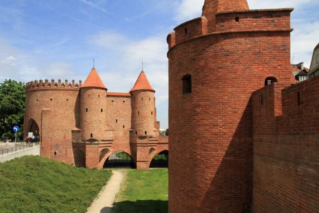 Der Barbakan in der Altstadt von Warschau - Warszawa, Stare Miasto Der Barbakan in der Altstadt von Warschau - Warszawa, Stare Miasto