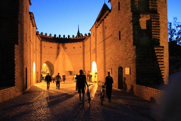 Der Barbakan - Durchgang von der Altstadt zur Neustadt von Warschau Der Barbakan - Durchgang von der Altstadt zur Neustadt von Warschau