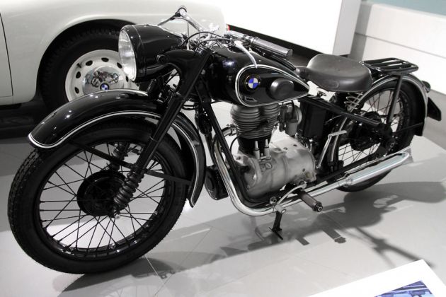 Historische BMW Motorräder - klassische Zweirad-Oldtimer von BMW.