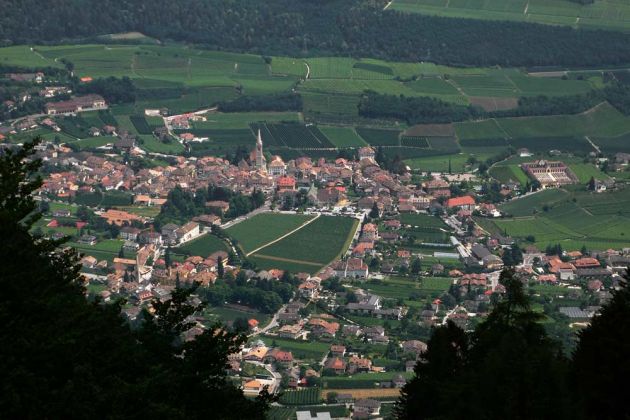 Kaltern - an der Südtiroler Weinstrasse - Caldaro sulla Strada del Vino Kaltern - an der Südtiroler Weinstrasse - Caldaro sulla Strada del Vino