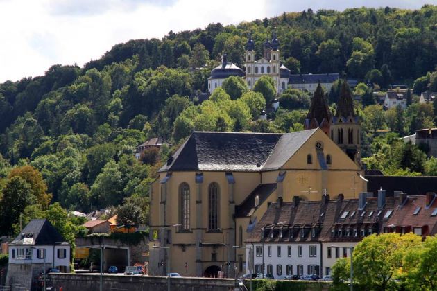 Würzburg - Mainufer mit Pfarrei St. Burkard und Wallfahrtskirche Käpppele Würzburg - Mainufer mit Pfarrei St. Burkard und Wallfahrtskirche Käpppele
