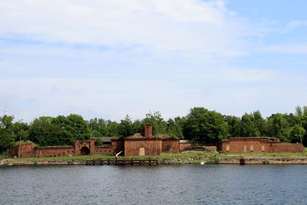Möwenschanze am Fuss der Halbinsel Westerplatte - Szaniec Mewi Möwenschanze am Fuss der Halbinsel Westerplatte - Szaniec Mewi
