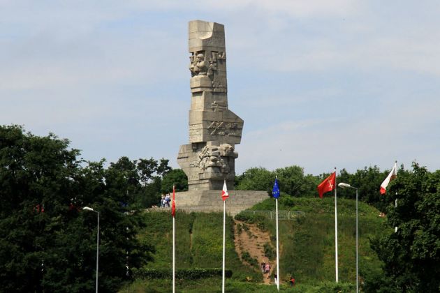 Die Halbinsel Westerplatte in Danzig - das Westerplatte-Denkmal Die Halbinsel Westerplatte in Danzig - das Westerplatte-Denkmal