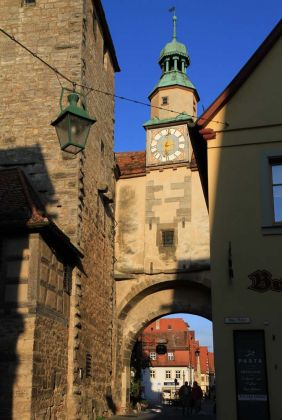 Rothenburg ob der Tauber - Markusturm mit Röderbogen Rothenburg ob der Tauber - Markusturm mit Röderbogen