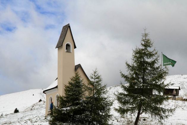 Grödner Joch, Passo Gardena, 2121 m - Cappella di San Maurizio