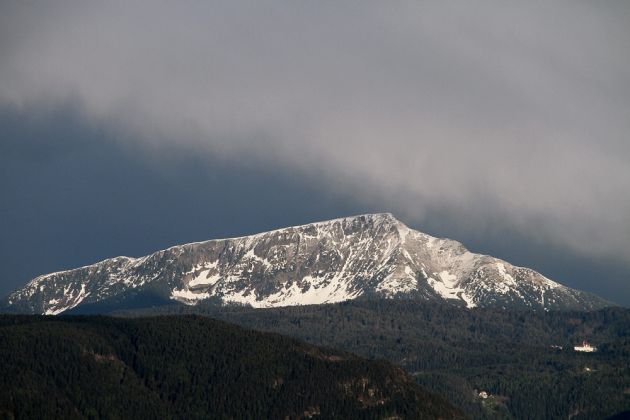 Dolomitenrundfahrt - der Zanggen 2492 m in den Dolomiten in den Fleimstaler Alpen des Trentino