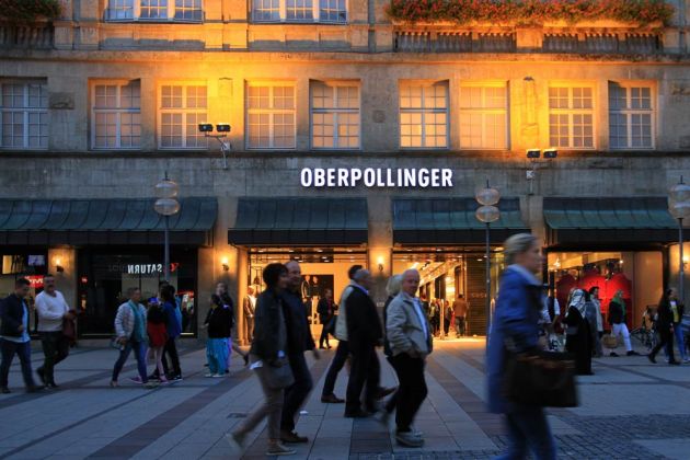 München - das Kaufhaus Oberpollinger in der Neuhauser Strasse München - das Kaufhaus Oberpollinger in der Neuhauser Strasse