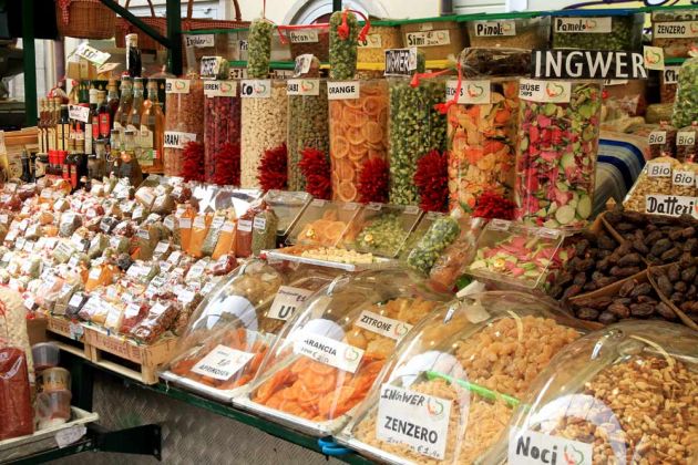 Bozen-Bolzano - Obstplatz, Piazza Erbe Bozen-Bolzano - Obstplatz, Piazza Erbe