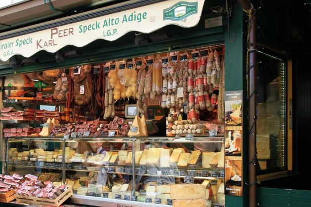 Bozen-Bolzano - Obstplatz, Piazza Erbe Bozen-Bolzano - Obstplatz, Piazza Erbe