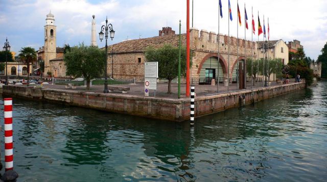 Lazise am Gardasee - das Arsenal, Dogana Veneta Lazise am Gardasee - das Arsenal, Dogana Veneta