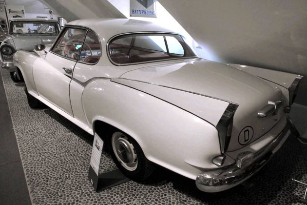 Das Borgward Isabella Coupé, Baujahr 1958, wurde kurzzeitig auch mit Heckflossen gebaut