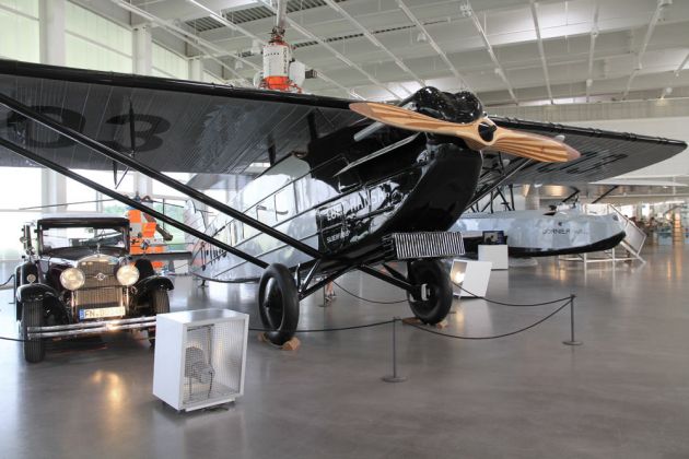 Dornier Museum in Friedrichshafen - Lufthansa Silberfuchs, Nachbau des Dornier Merkur aus den 1920er Jahren Dornier Museum in Friedrichshafen - Lufthansa Silberfuchs, Nachbau des Dornier Merkur aus den 1920er Jahren