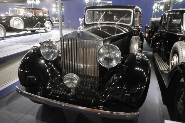 Rolls-Royce Phantom III, Baujahr 1938 - Zwölfzylinder-Motor, 7.338 ccm, 180 PS - Cité de L'Automobile, Mulhouse, Frankreich Rolls-Royce Phantom III, Baujahr 1938 - Zwölfzylinder-Motor, 7.338 ccm, 180 PS - Cité de L'Automobile, Mulhouse, Frankreich