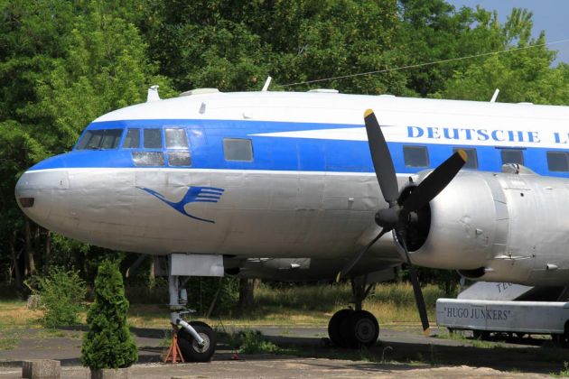 Iljuschin Il-14 - Mittestrecken-Passagierflugzeug, Lizenzfertigung in Dresden Iljuschin Il-14 - Mittestrecken-Passagierflugzeug, Lizenzfertigung in Dresden