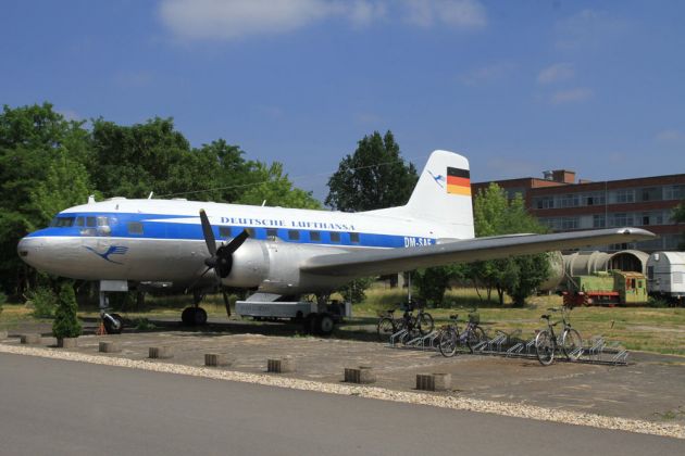  Iljuschin Il-14 - Mittestrecken-Passagierflugzeug, Lizenzfertigung in Dresden