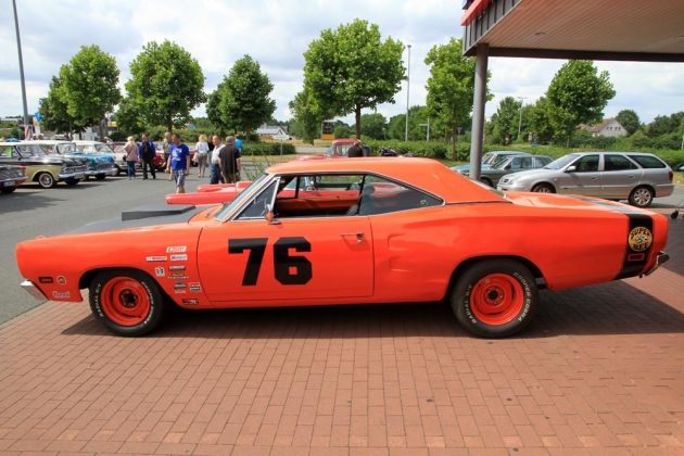 Ein gepimptes Dodge Coronet Super Bee Two-Door-Coupe - Baujahr 1969 Ein gepimptes Dodge Coronet Super Bee Two-Door-Coupe - Baujahr 1969