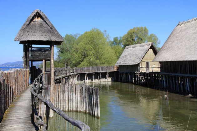 Die Pfahlbauten in Unteruhldingen - Weltkulturerbe am Bodensee Die Pfahlbauten in Unteruhldingen - Weltkulturerbe am Bodensee
