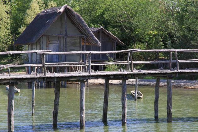 Die Pfahlbauten in Unteruhldingen - Weltkulturerbe am Bodensee Die Pfahlbauten in Unteruhldingen - Weltkulturerbe am Bodensee