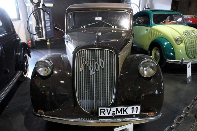 Steyr 200 Cabriolet, Baujahr 1939 - Auto & Traktor Museum Bodensee