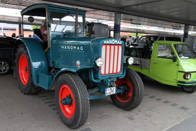 Hanomag R 40 - Baujahr 1942 bis 1951, Vierzylinder, 5.195 ccm, 40 PS Hanomag R 40 - Baujahr 1942 bis 1951, Vierzylinder, 5.195 ccm, 40 PS