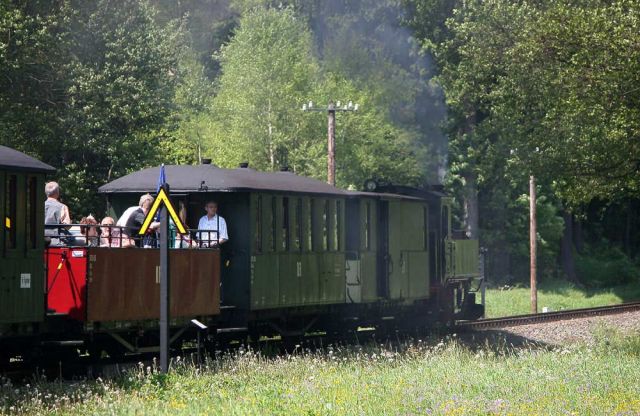 Pressnitztalbahn - der Museumszug verlässt Schmalzgrube in Richtung Jöhstadt